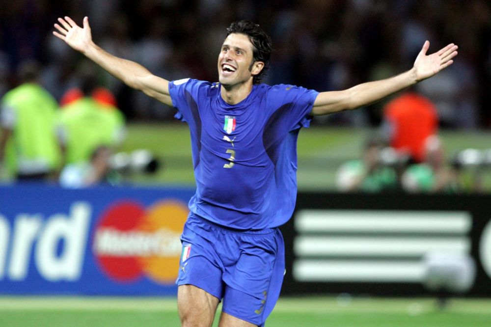 图赫尔：贝林厄姆被换下时很沮丧？因为他有一张黄牌