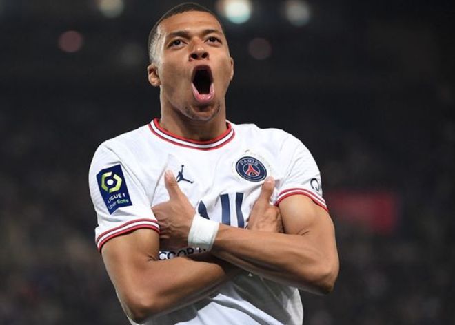 TA：桑切斯最近在逐渐进步，他已成为英超最可靠的门将之一