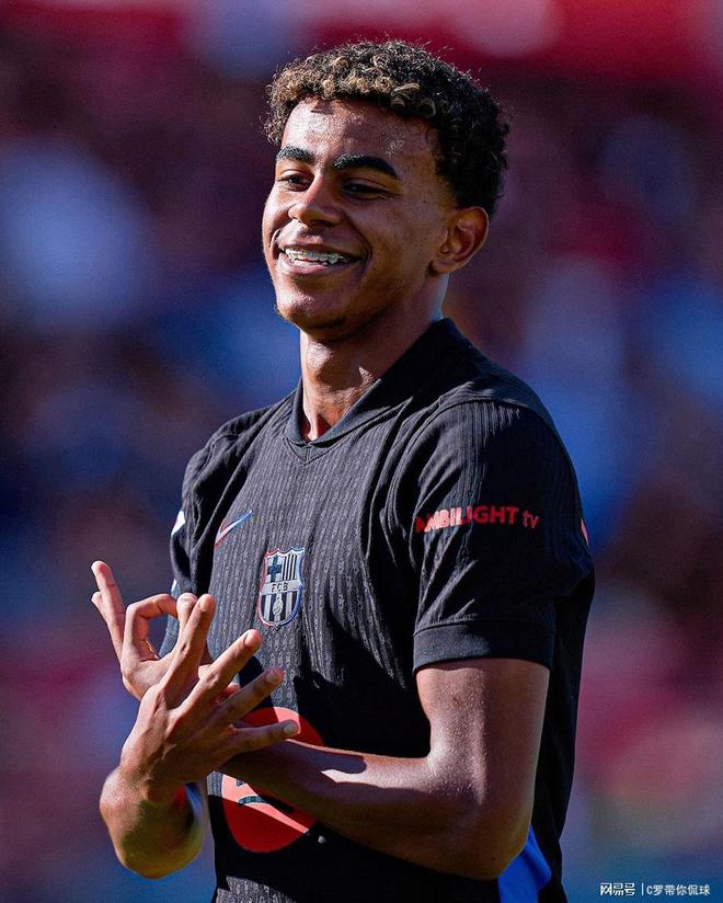 意甲知名媒体人谈巴特萨吉：他曾经拒绝了科莫，未来可以向加比亚学习