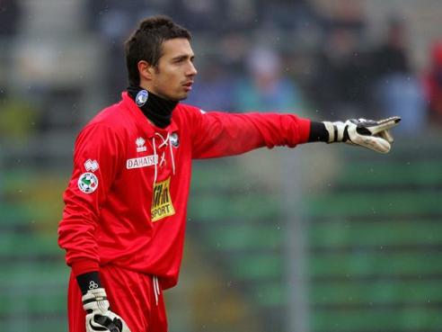 西甲前瞻：安东尼、伊斯科均缺席，贝蒂斯客战塞维利亚迎德比（西甲前瞻：伊斯科、安东尼均无缘，贝蒂斯客场挑战塞维利亚德比）