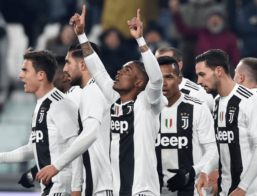 记者：申花今天下午飞赴天津，于汉超、戴伟浚等人随队出征