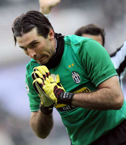 马雷斯卡：拉维亚的目标是保持健康，要管理他上场的每一秒钟