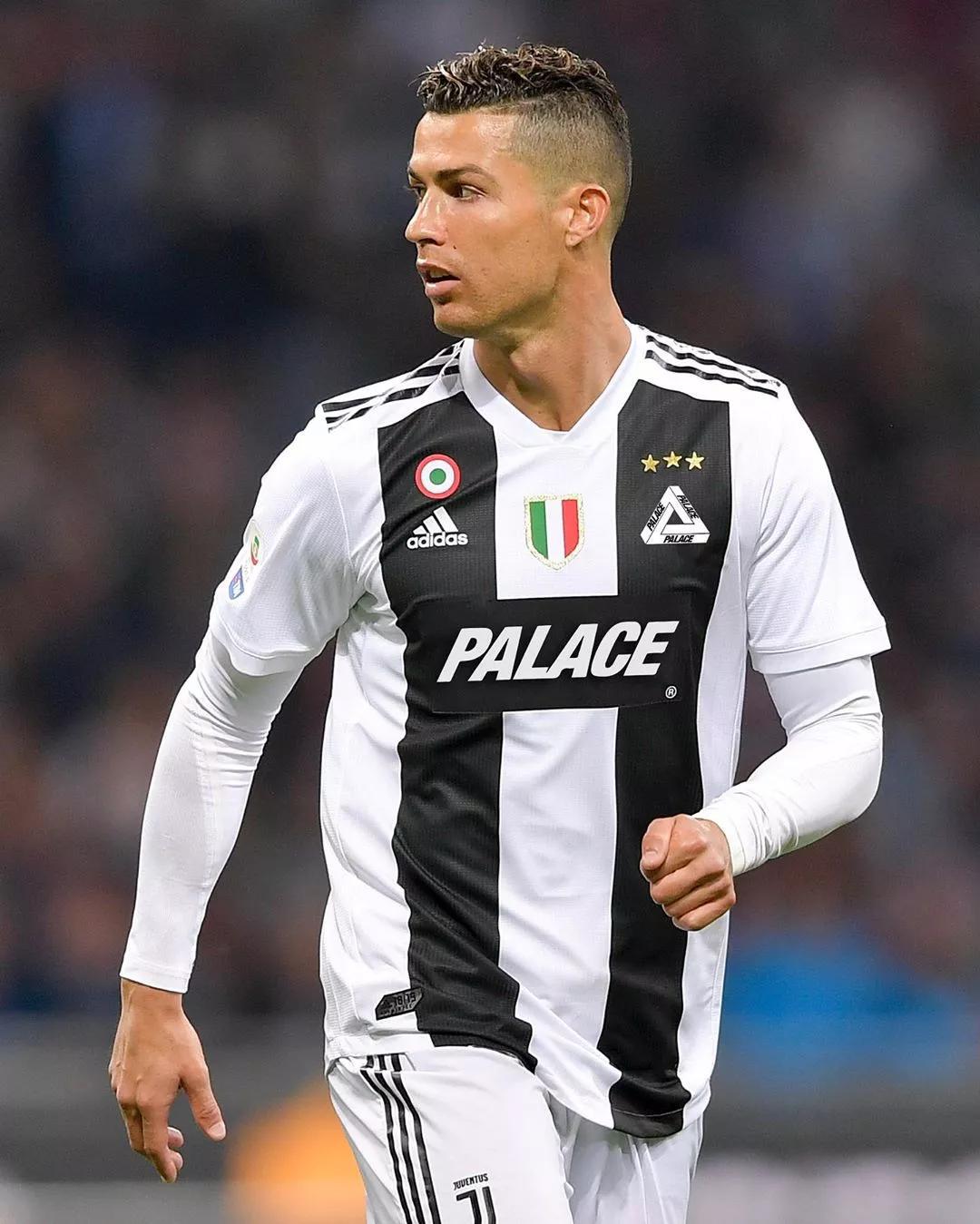 米切尔半场投篮12中7，三分5中3得到22分1板1助1断