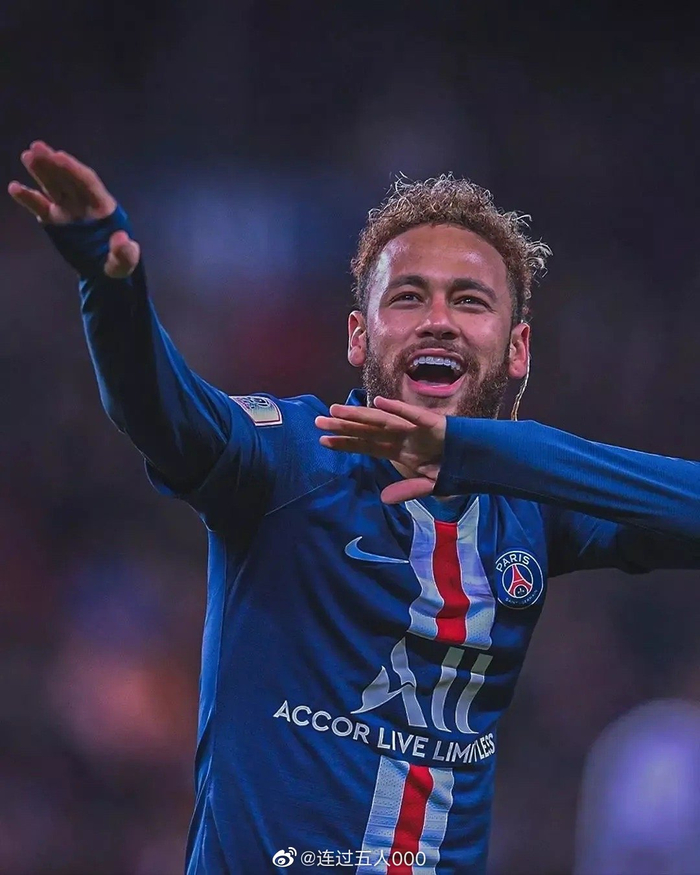 琼斯：我们都爱萨拉赫，不认为他的言论是打算影响球队（琼斯：大家都爱萨拉赫，他的言论并非刻意影响球队）