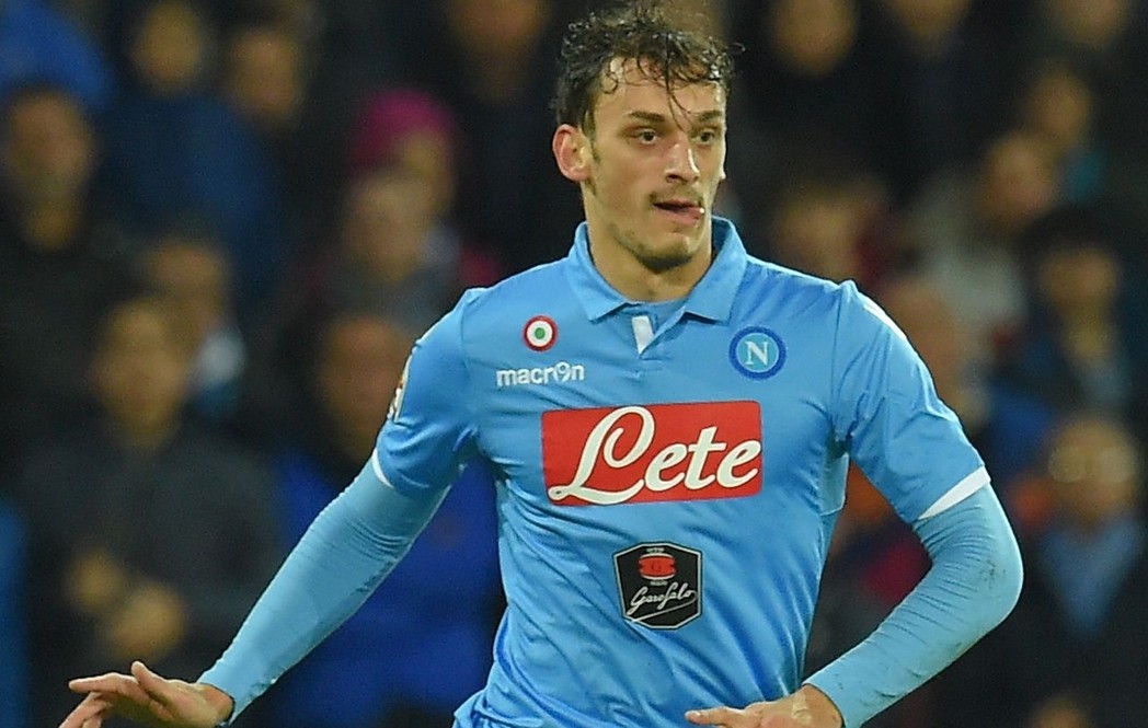 米体：将有一万名左右的那不勒斯球迷远征罗马，警方压力很大