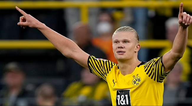 摆大巴击败费耶诺德，阿贾克斯主帅：我很卑鄙（摆大巴制胜费耶诺德，阿贾克斯主帅自嘲：确实有些不光彩）