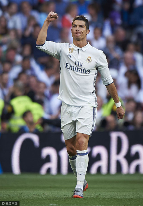 曼联平局再显不稳定，马兹拉维怒斥错失良机