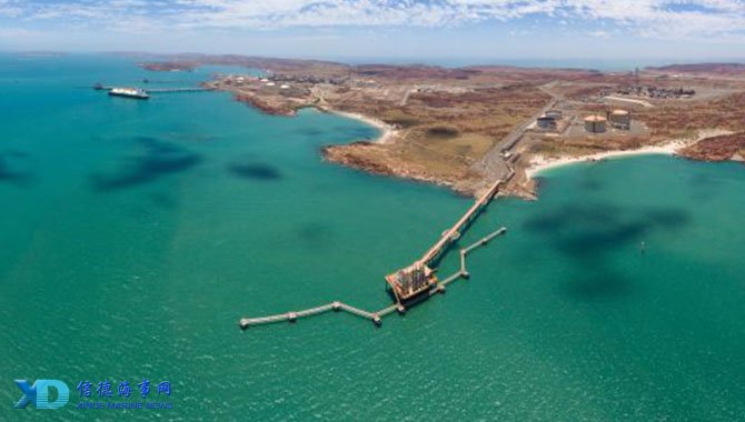 百年传统断裂：英超节礼日仅剩一场，商业赛程压倒历史（传统生变：英超节礼日仅余一战，商业考量凌驾于历史）