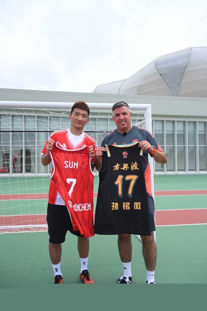 迪马尔科：明天我们必须让挪威对我们改观，争取取得七连胜（迪马尔科：明日要让挪威刮目相看，力争七连胜）