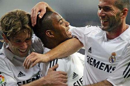 阿尔卡拉斯表演赛搞笑举动笑翻全场，指出乐观态度是最大武器