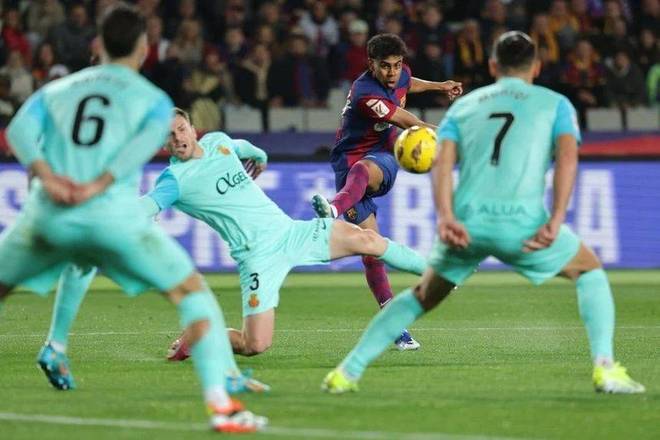 欧冠半场：派尚扳平，格林伍德反超，马赛暂2-1圣吉罗斯（半场欧冠战况：马赛暂2-1领先圣吉罗斯，派尚扳平后格林伍德反超）