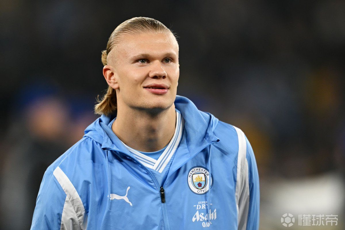 西班牙足协宣传反家暴：面对家庭暴力，直接出示红牌